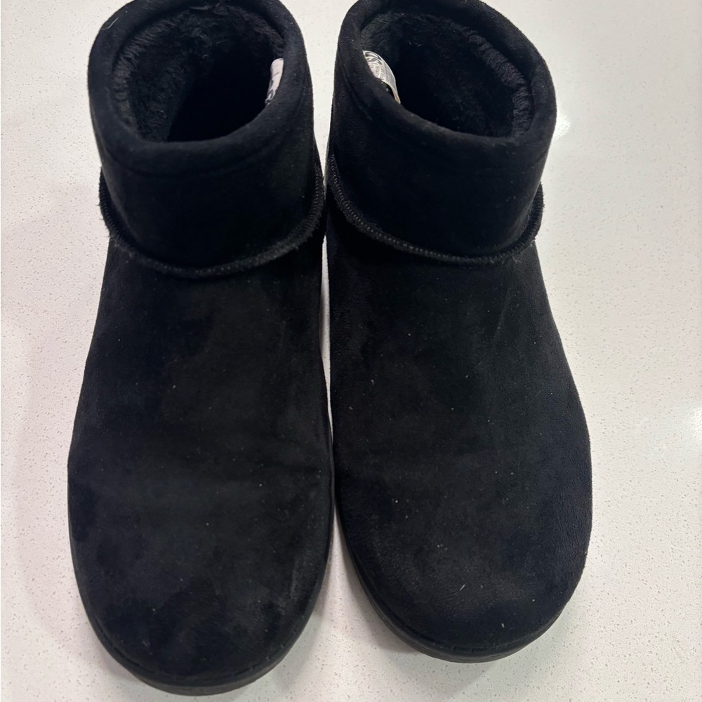 Black Winter Boots